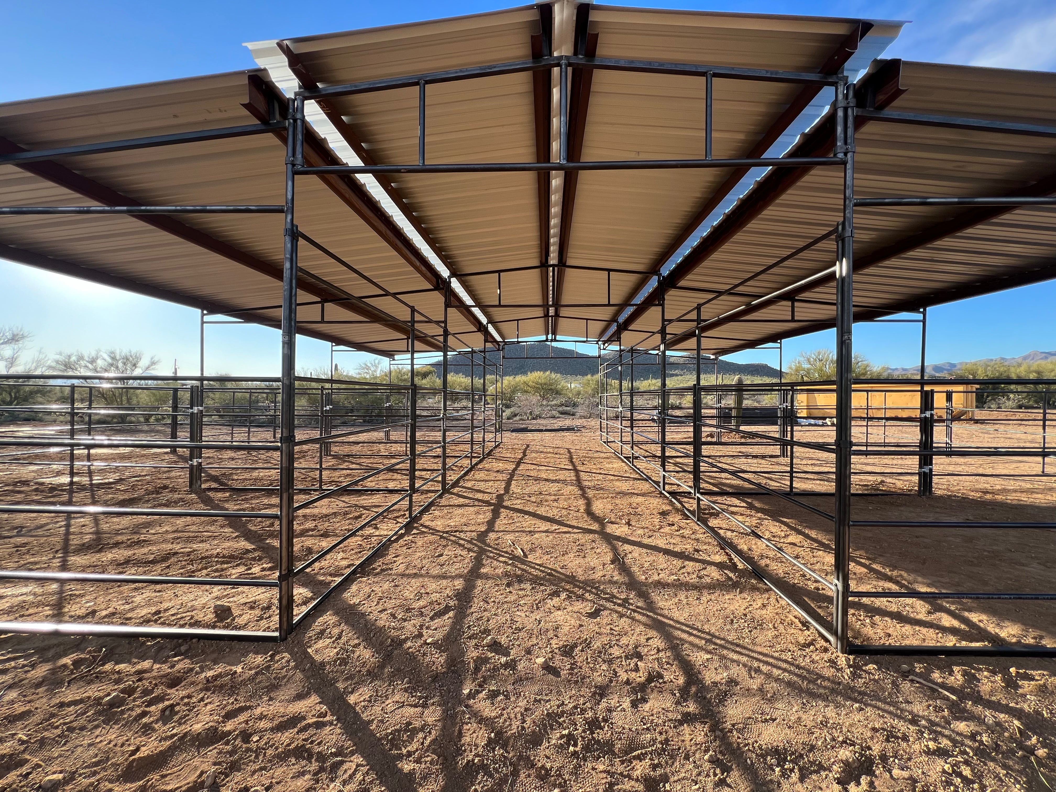 Round Pens