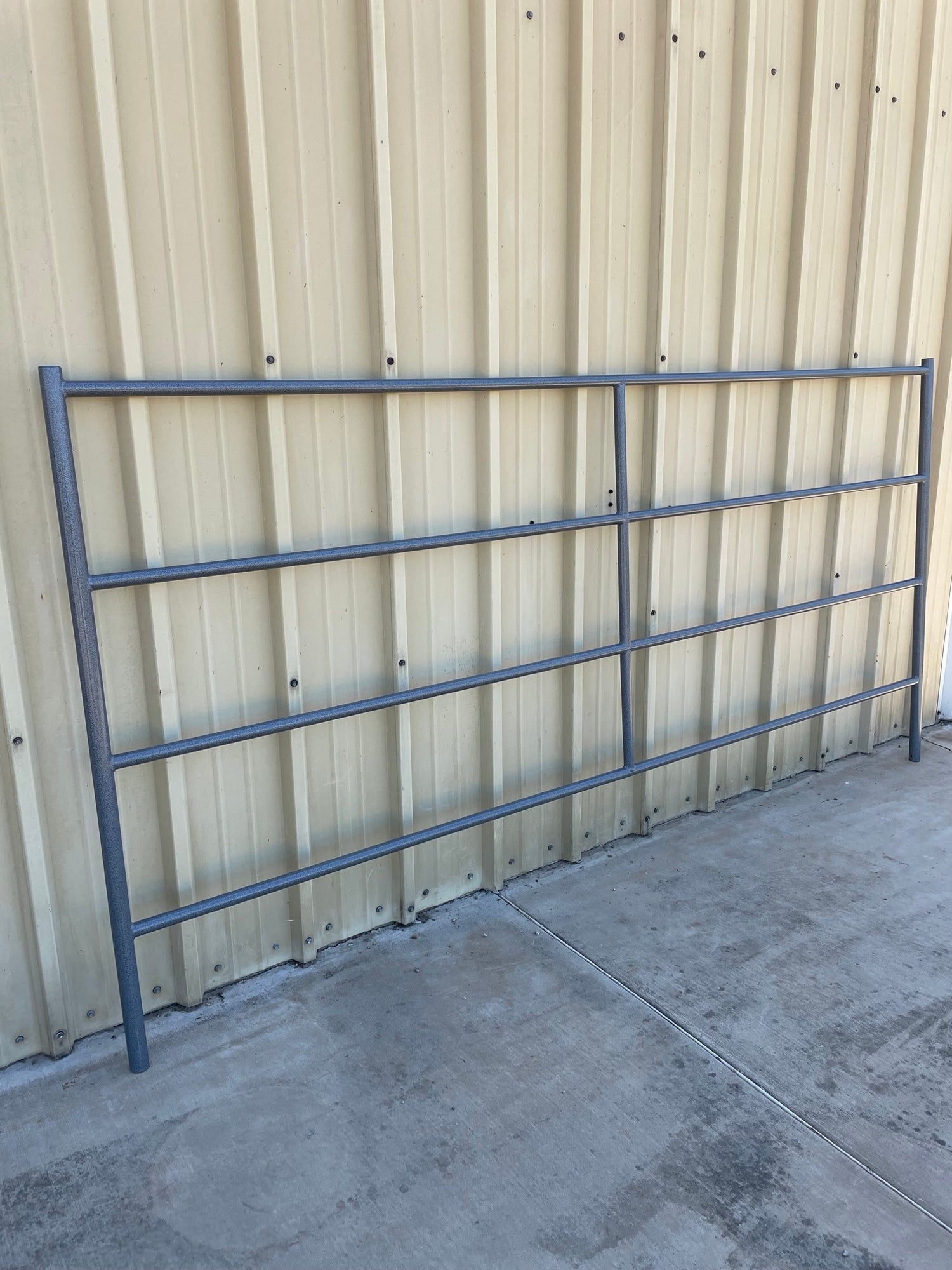 60ft Round Pen (4-Rail) 14-Gauge Steel