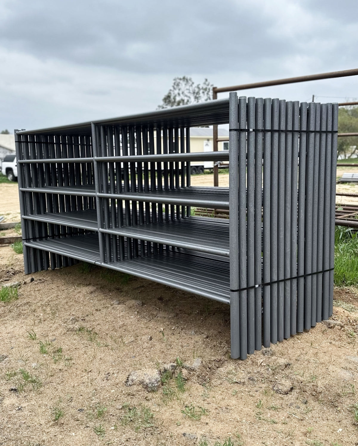 50ft Round Pen (5-Rail) 14-Gauge Steel