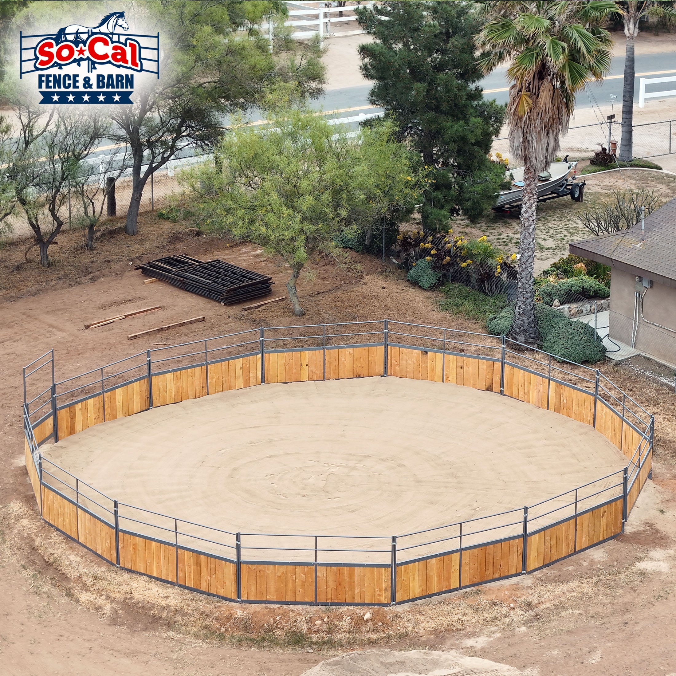 Signature Series Wooden Round Pen With 10ft Swing Gate - Wood Not Included