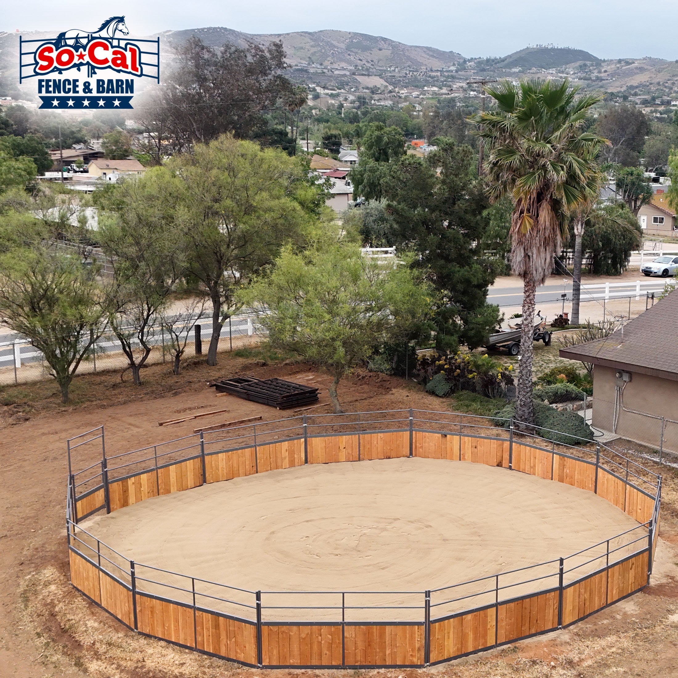 Signature Series Wooden Round Pen With 10ft Swing Gate - Wood Not Included