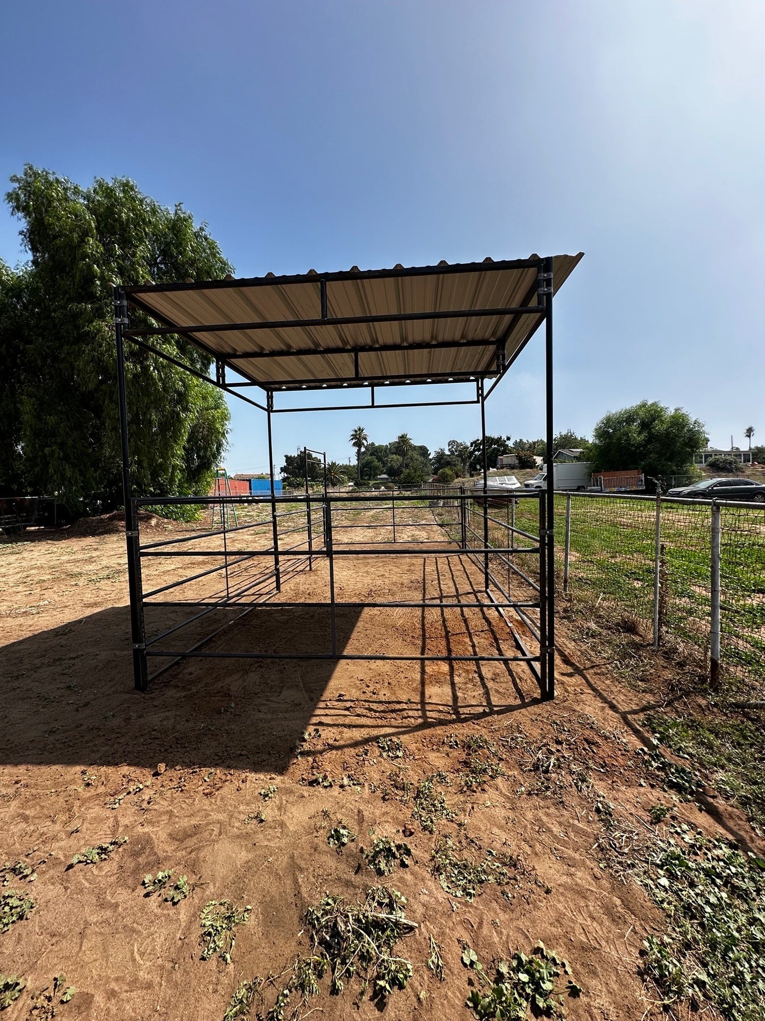 10x20 Stall with 10x10 Shelter (4 Rail)